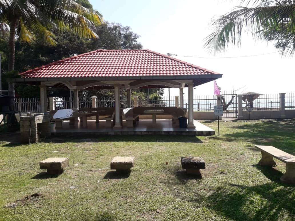 Green Town Hotel & Resort Port Dickson Kültér fotó