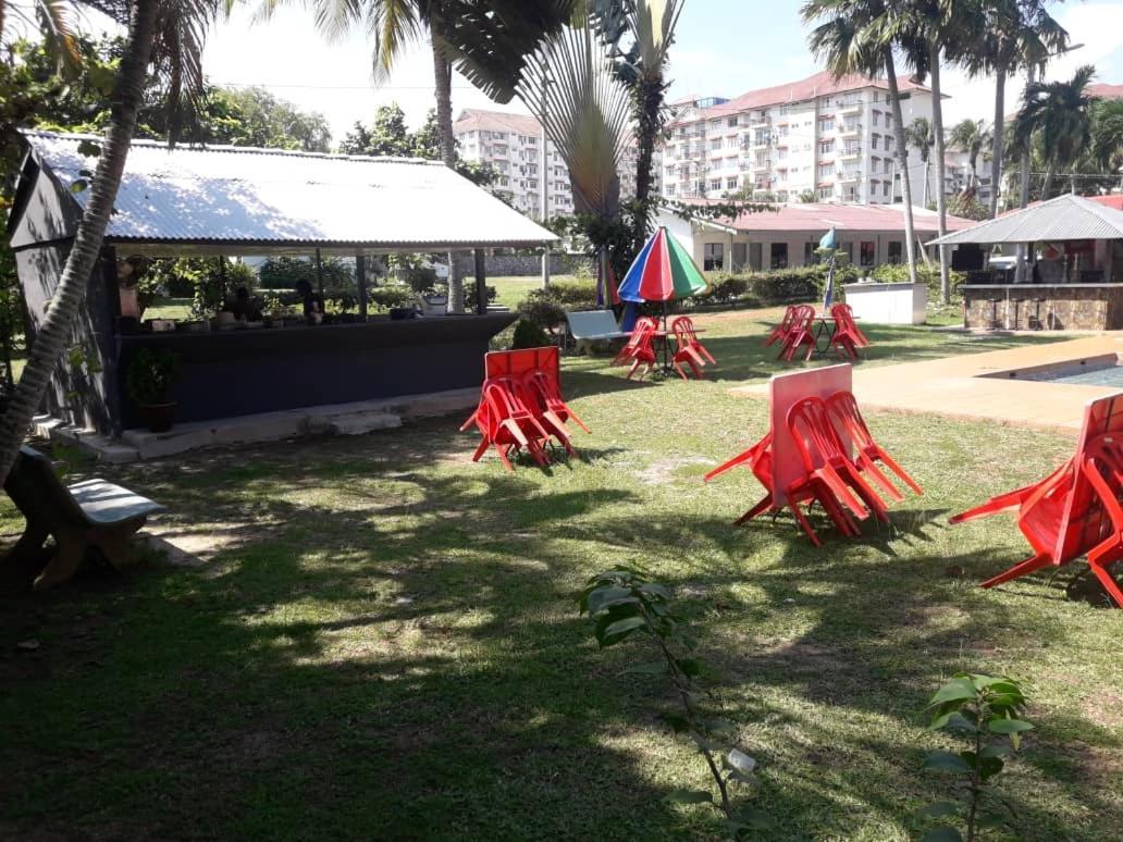 Green Town Hotel & Resort Port Dickson Kültér fotó